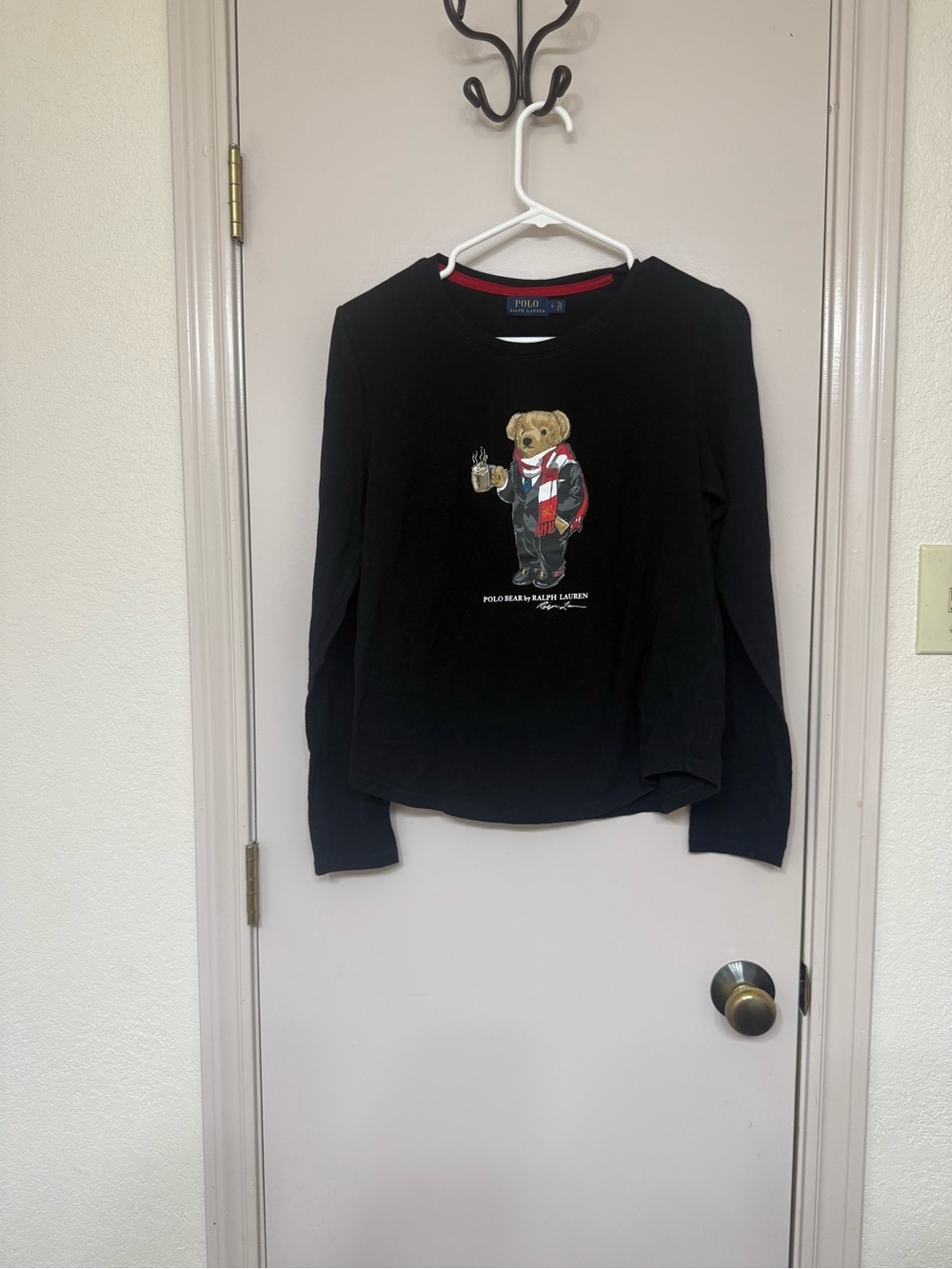 Polo by Ralph Lauren Men’s Cocoa Bear Graphic Long-Sleeve Tee
